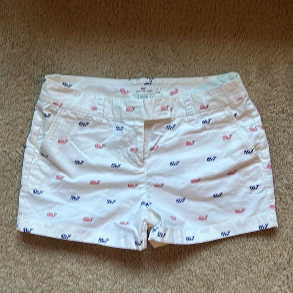 Vineyard Vines white shorts with American whales